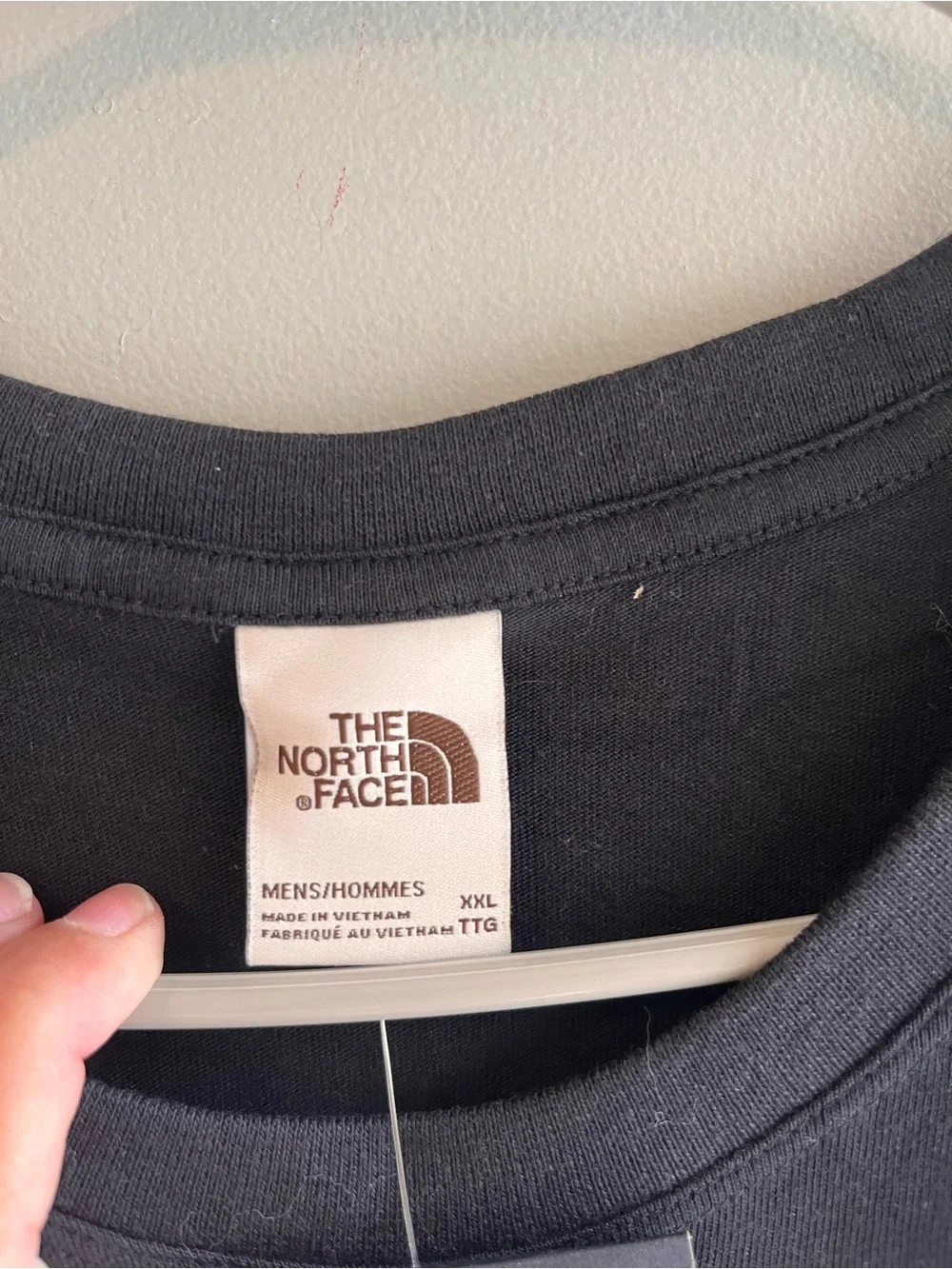 The North Face Men’s Black Short Sleeve Crew Tee